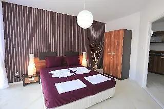 Rainbow 3 Club 써니비치