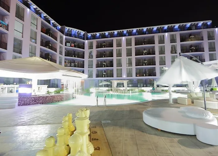 Rainbow 3 Club Hotel